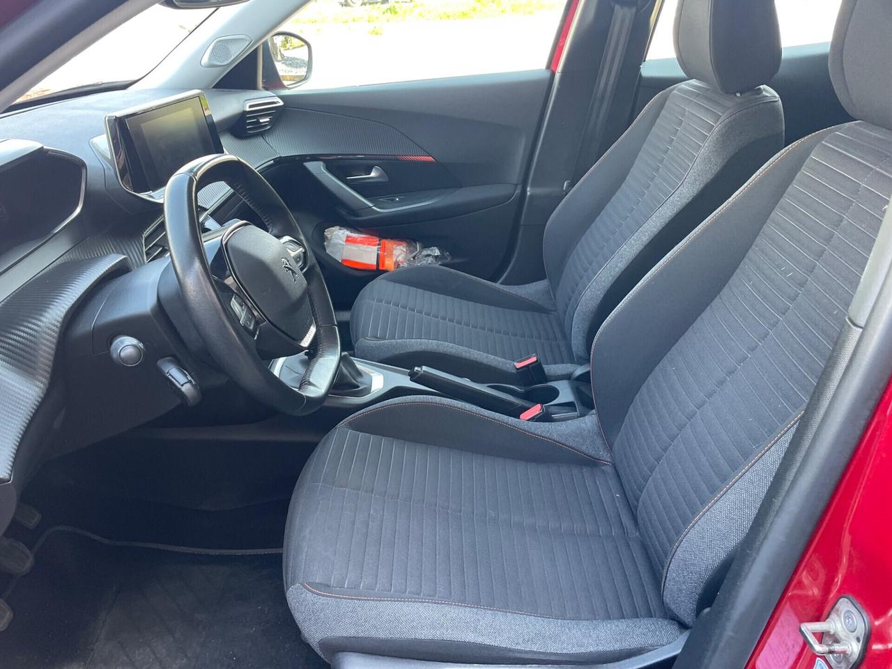 Peugeot 2008 PureTech 130 S&S *Neopatentati*Solo 51000*