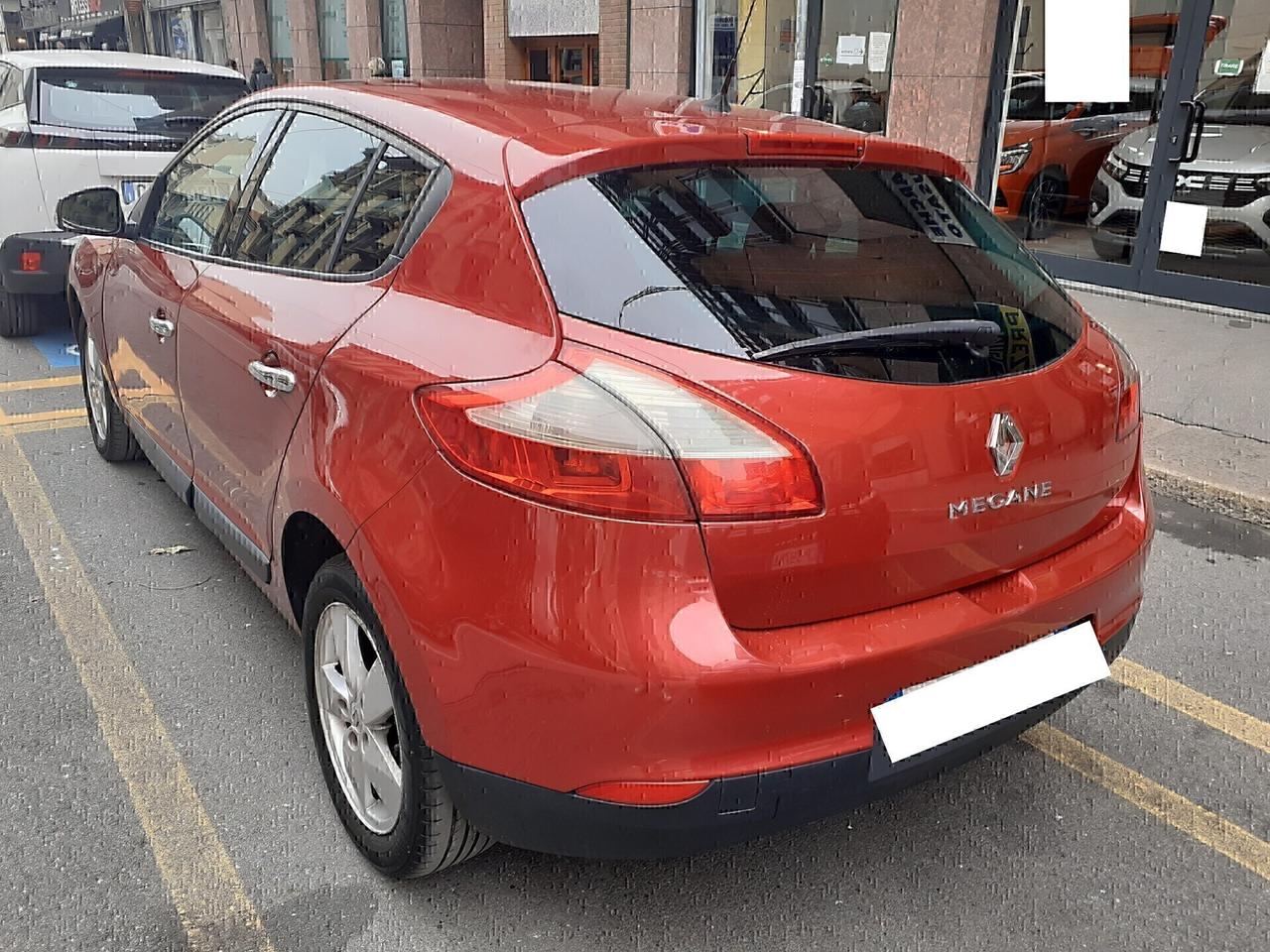 Renault Megane - APERTI AD AGOSTO