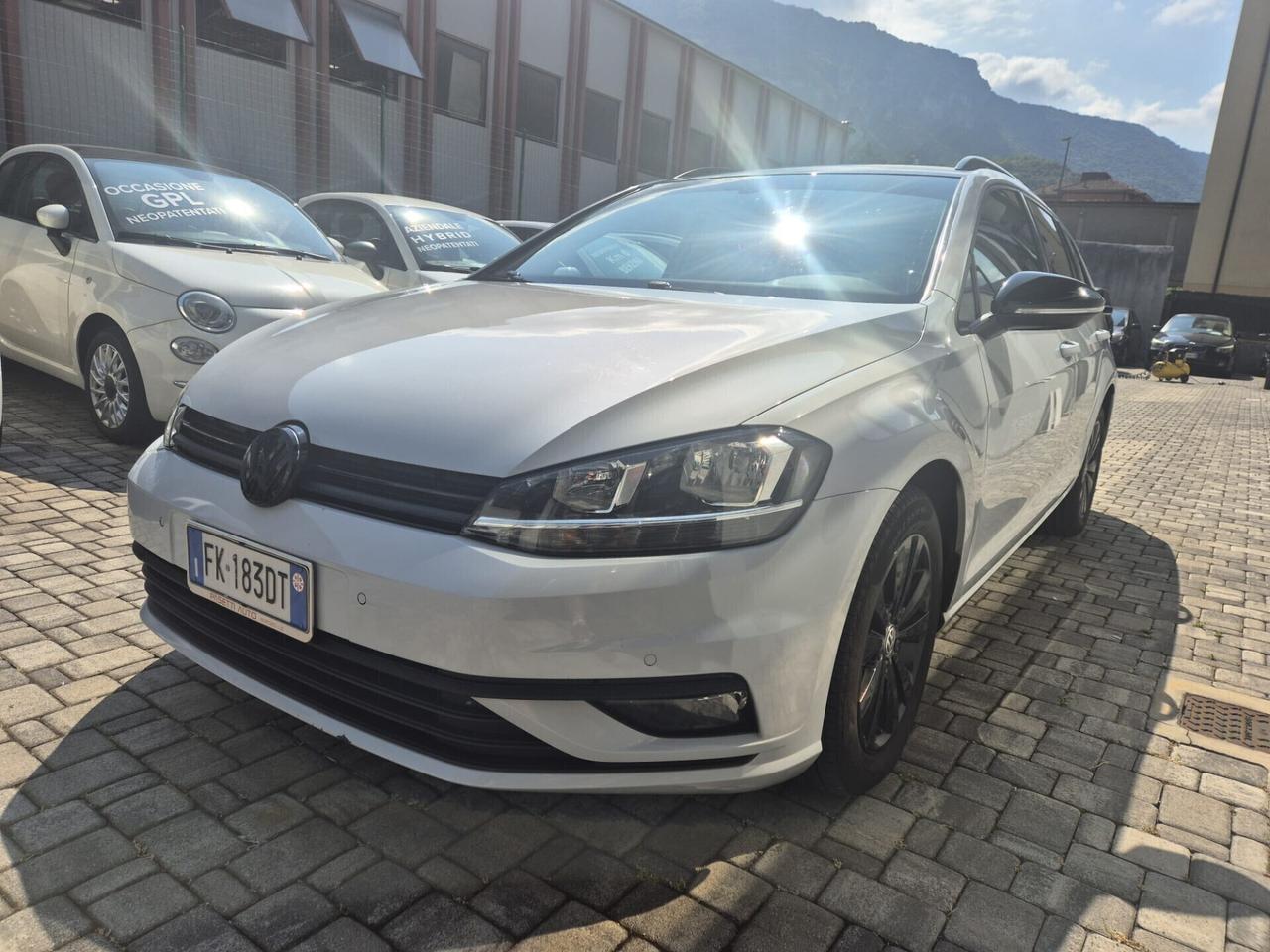 Volkswagen Golf Variant 1.6 TDI 110 CV 5p. Executi