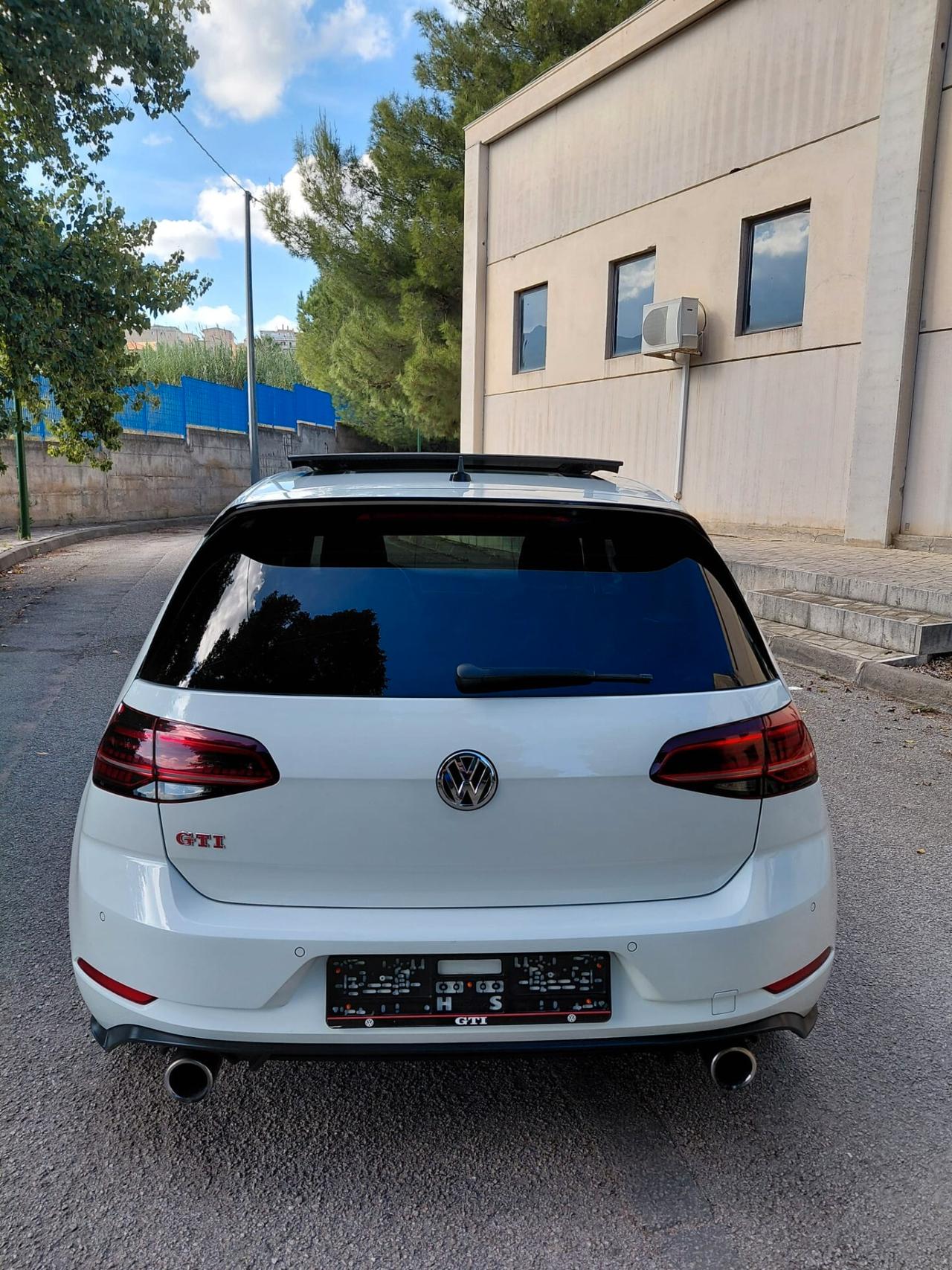 Volkswagen Golf GTI Performance 2.0 245 CV TSI DSG 5p. BMT