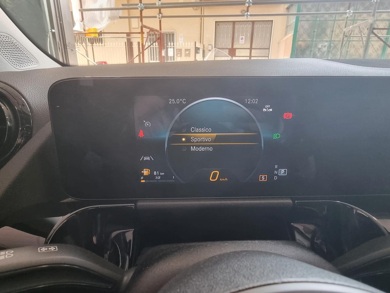 Mercedes-benz GLA 180 d Automatic Business