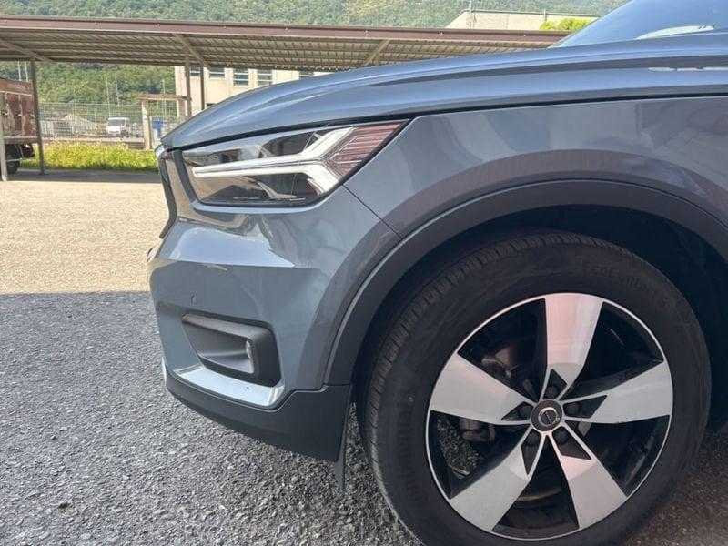 Volvo XC40 2.0 D3 MOMENTUM PRO AUTO MY21