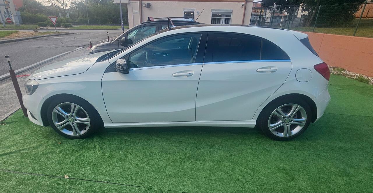 Mercedes-benz A 180 160 CDI BlueEFFICIENCY Premium