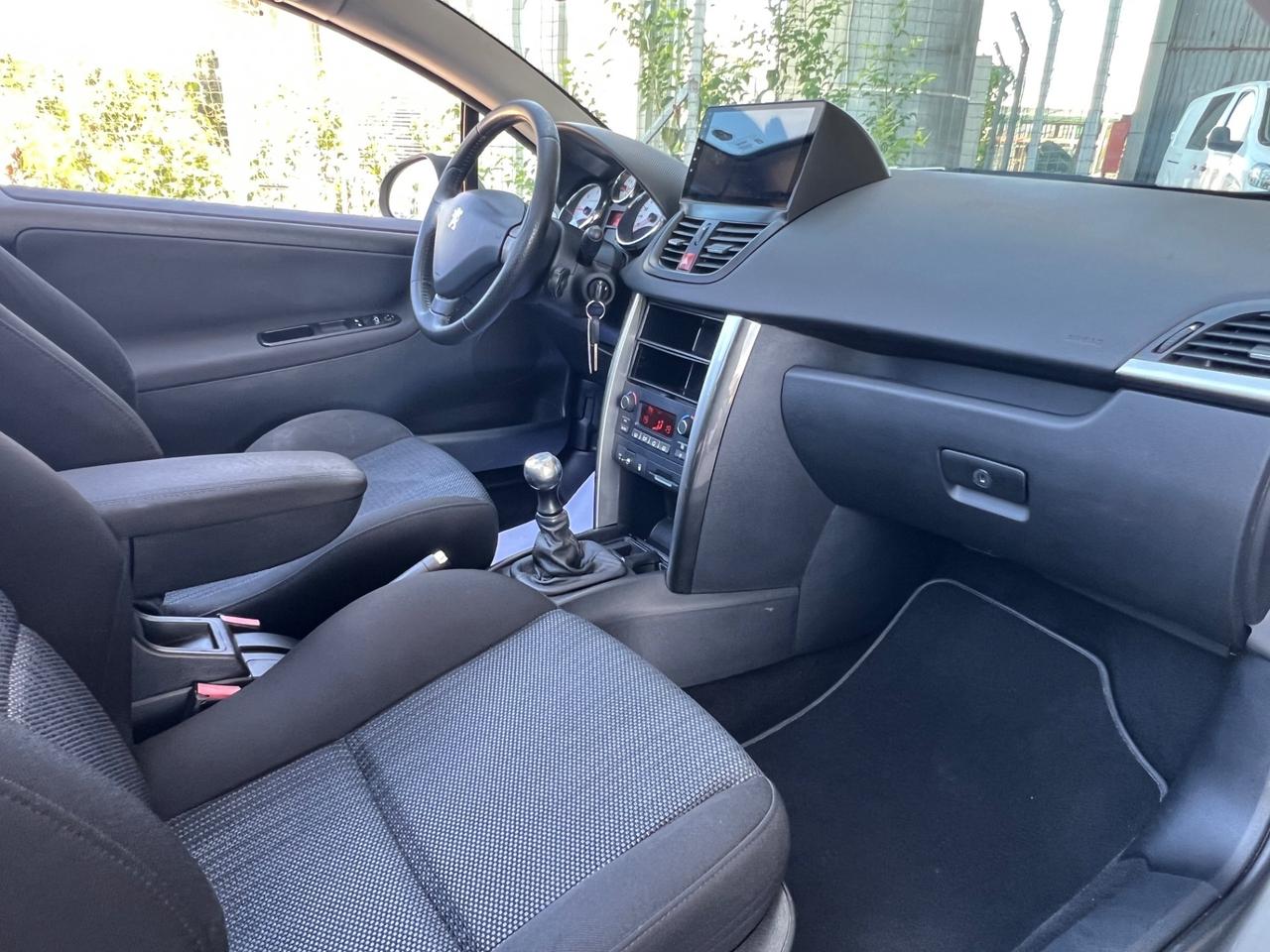 Peugeot 207 1.6 8V HDi 110CV CC FINANZIABILE
