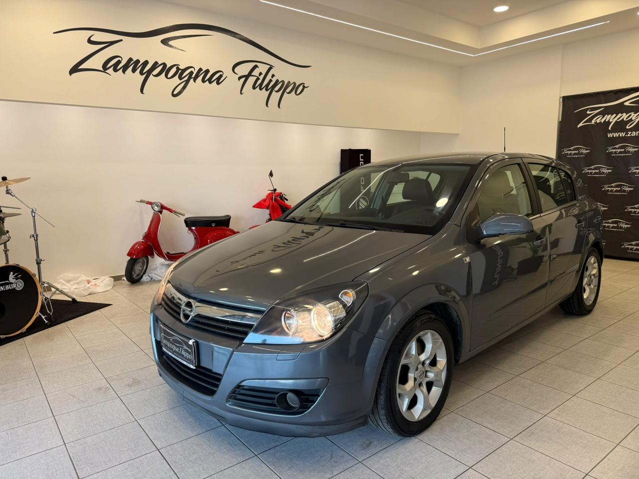 Opel Astra 1.9 CDTI 120CV 5 porte Cosmo