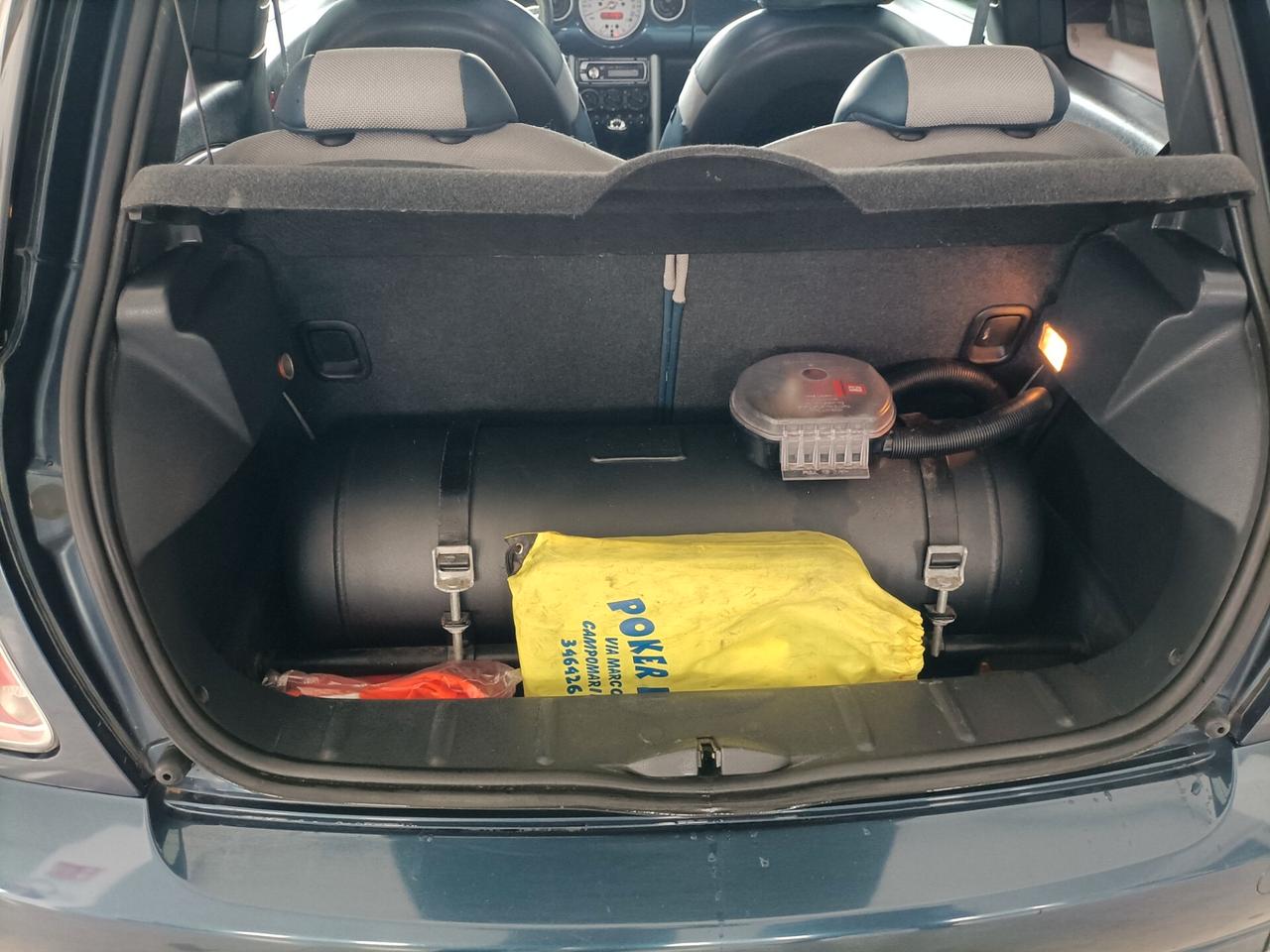 Mini 1.6 16V CV 116 Cooper Checkmate 11/2005