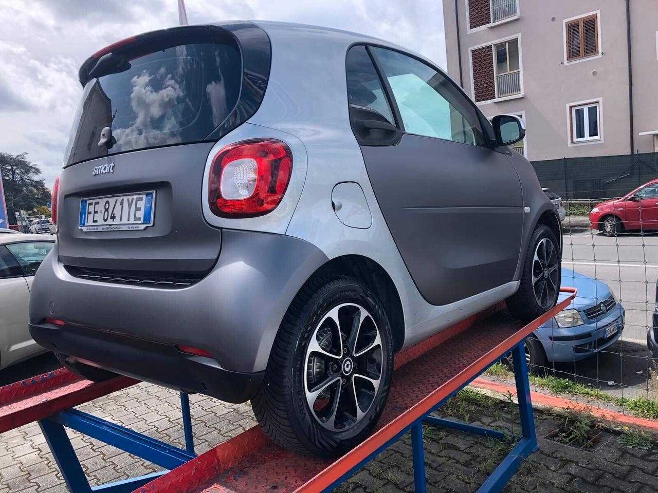 Smart ForTwo 70 1.0 Passion AUTOMATICA CON GARANZIA 12 MESI ESTENDIBILE FINO A 36 MESI!!!