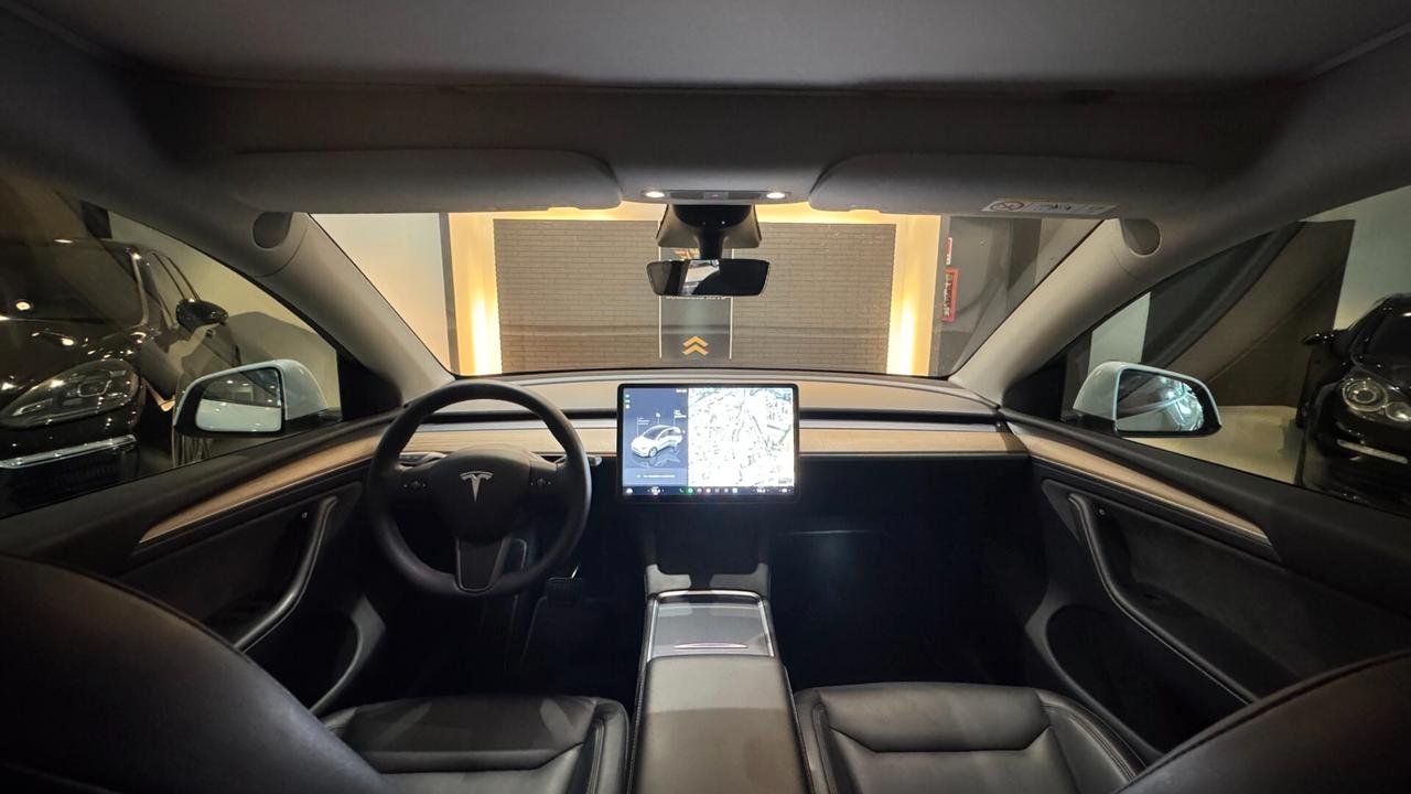 TESLA MODEL Y RWD 120CV - 2024