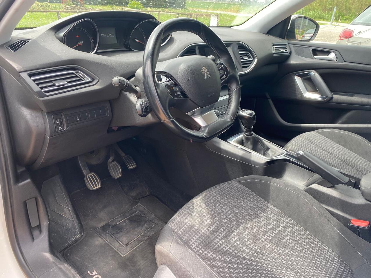 Peugeot 308 BlueHDi 130 S&S SW Active Pack