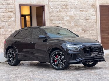 Audi Q8 50 TDI 286 CV QUATTRO S LINE EDITION TETTO MATRIX LED