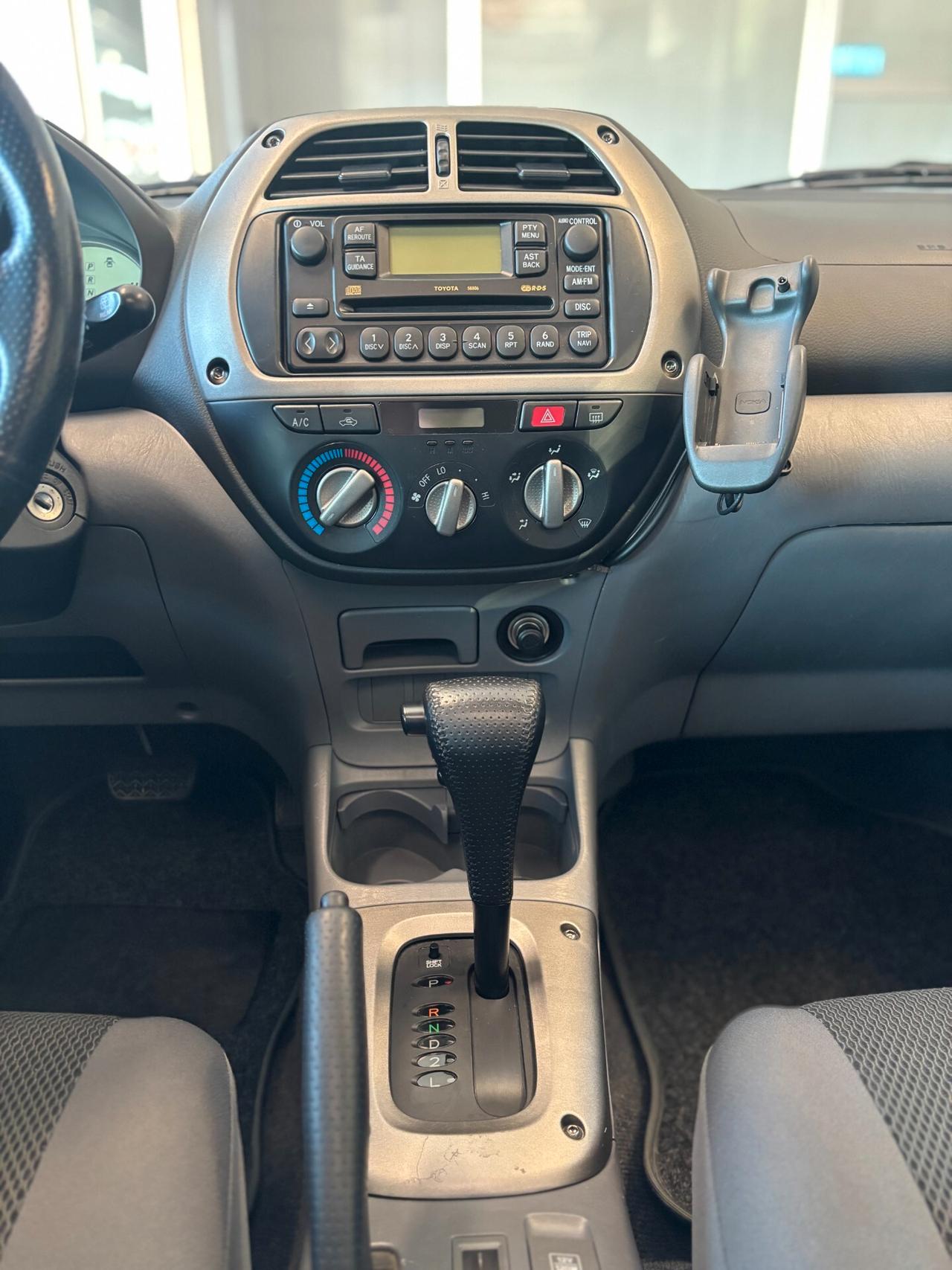 TOYOTA RAV 4 *5p 2.0 vvt-i 16v auto