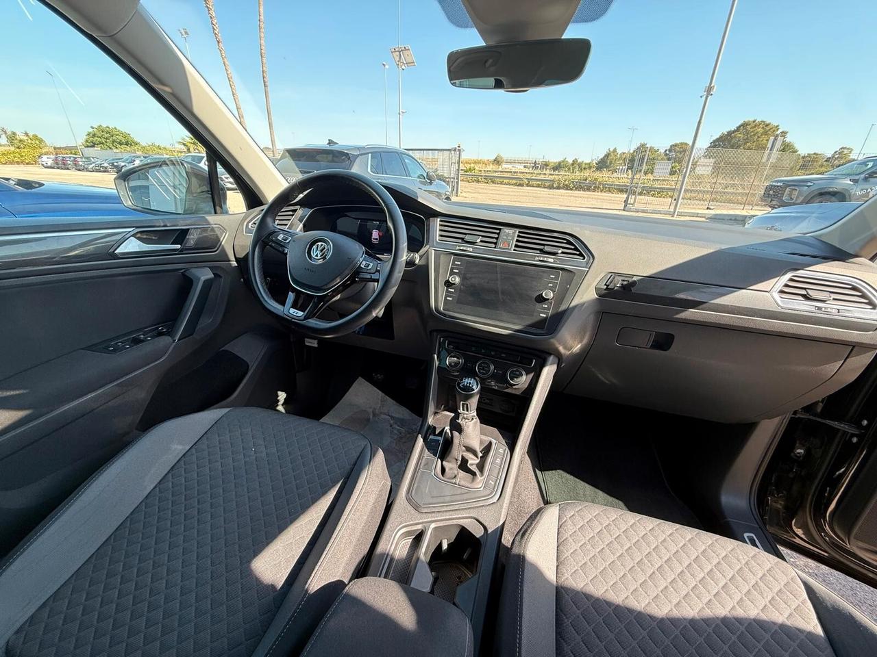 Volkswagen Tiguan 1.6 TDI SCR Sport BlueMotion Technology