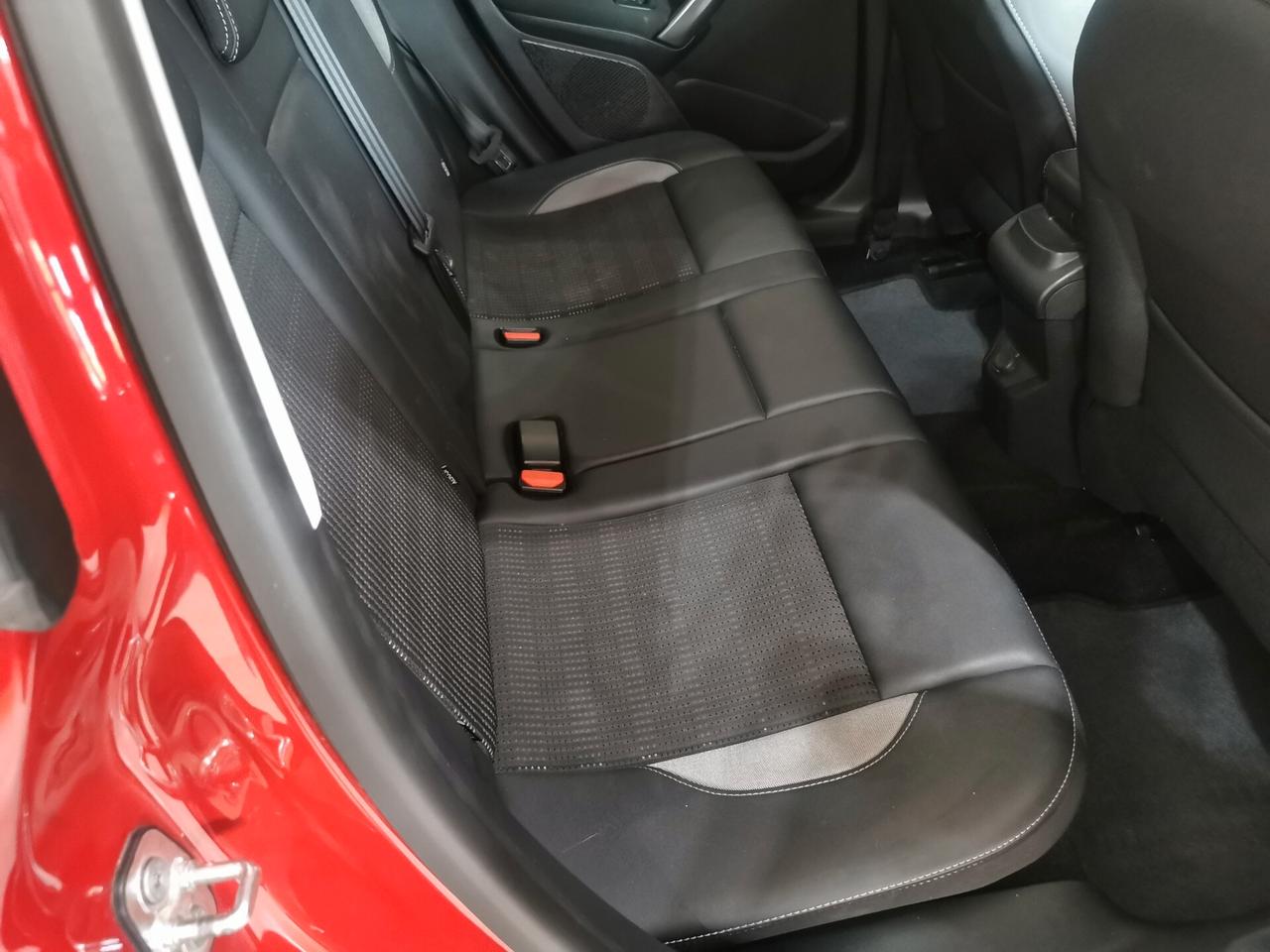 Peugeot 2008 BlueHDi 100 S&S Allure