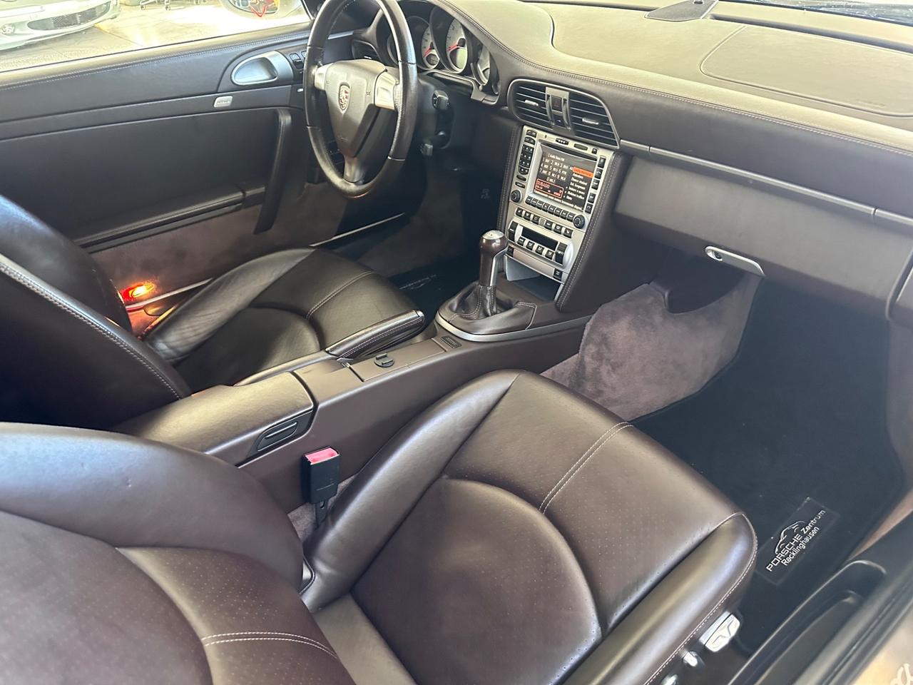 Porsche 911 Carrera 997 Cabriolet