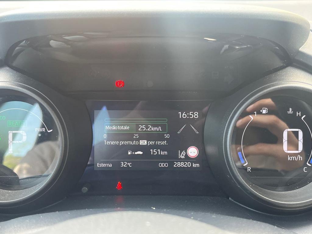 Toyota Yaris 1.5 hybrid Trend