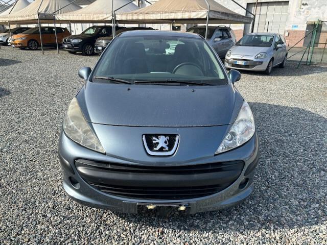 Peugeot 207 1.4 HDi 70CV 5p. XS NEOPATENTATI