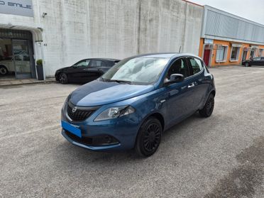 LANCIA Ypsilon 1.0 FireFly 5 posti Hybrid - No vincoli finanz.
