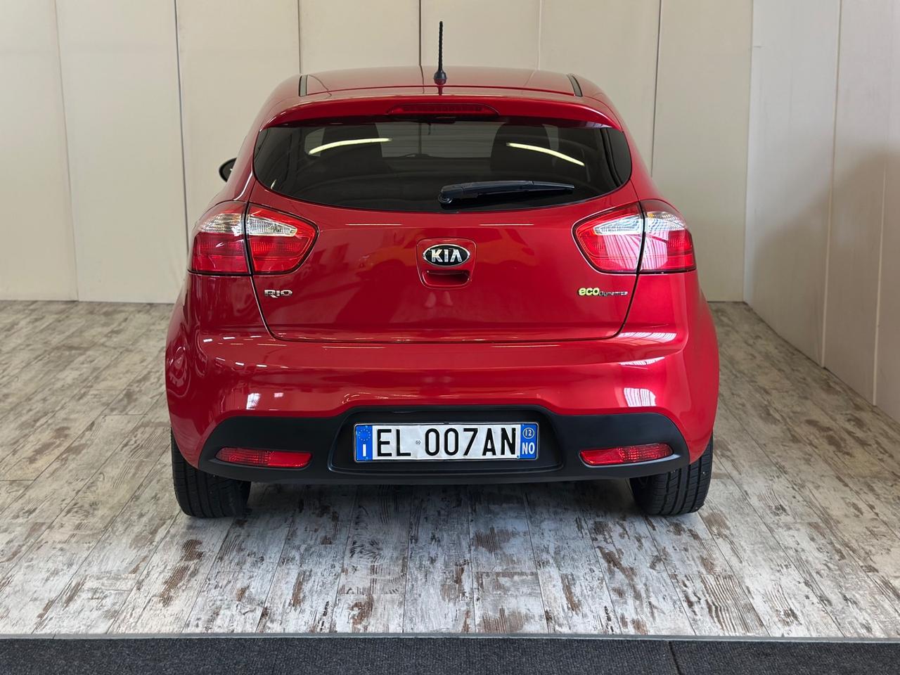 Kia Rio 1.1 CRDi WGT 5p. EX PLUS Ok Neopatentati