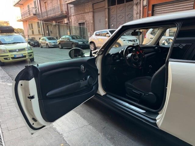 Mini Cooper 1.5 One D