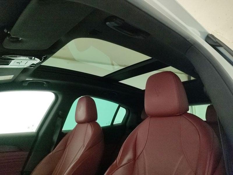 Maserati Grecale 2.0 mhev Modena 330cv auto