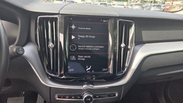 VOLVO XC60 B4 (d) AWD Geartronic Momentum PERMUTE