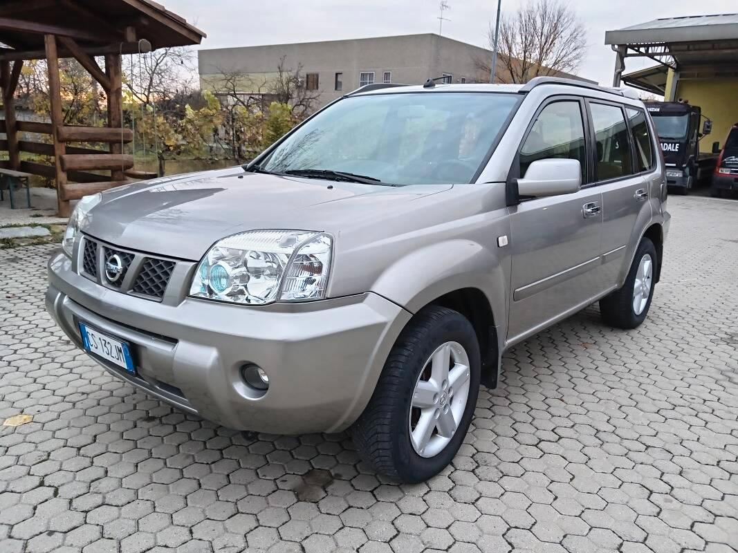 Nissan X-Trail 2.2 dci Urban Plus FL