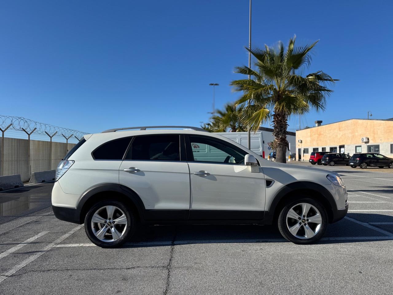 CHERVOLET CAPTIVA 2.0VCDI 150CV 7 POSTI BIANCO PERLA