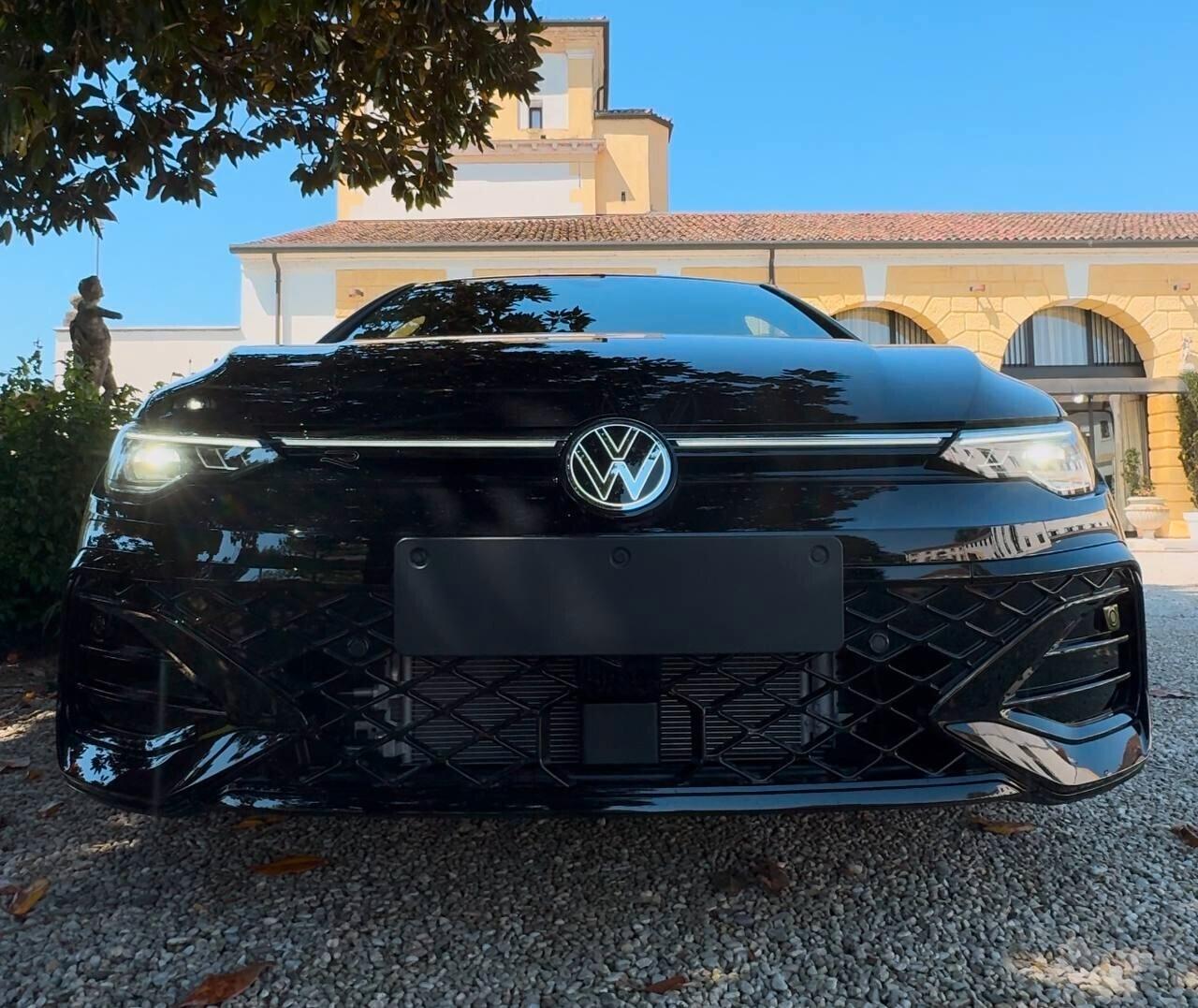 Volkswagen Golf 2.0 TDI 150 CV DSG SCR R-Line