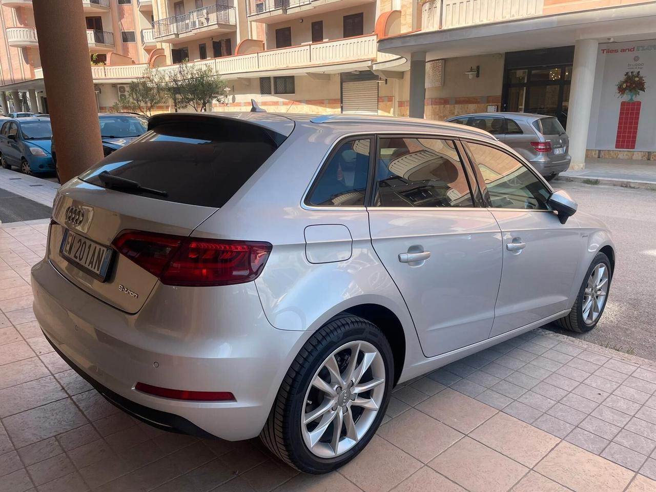 Audi A3 SPB 1.4 TFSI g-tron Ambition