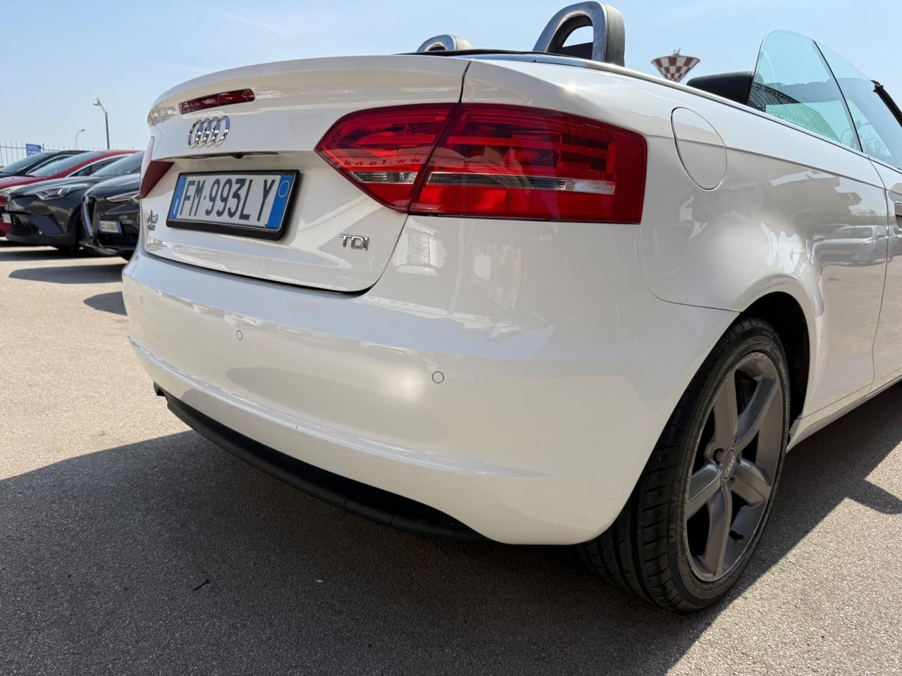 Audi A3 Cabrio 2.0 TDI 140 CV S LINE