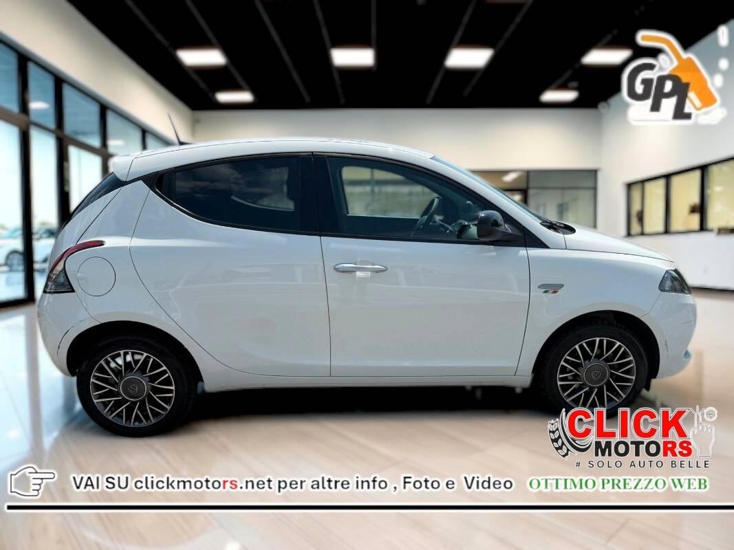 Lancia Ypsilon III Ypsilon III 2022 1.2 Gold Gpl 69cv