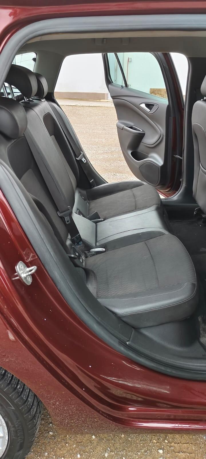 Opel Astra 1.6 CDTi 136CV Start&Stop Sports Tourer Innovation