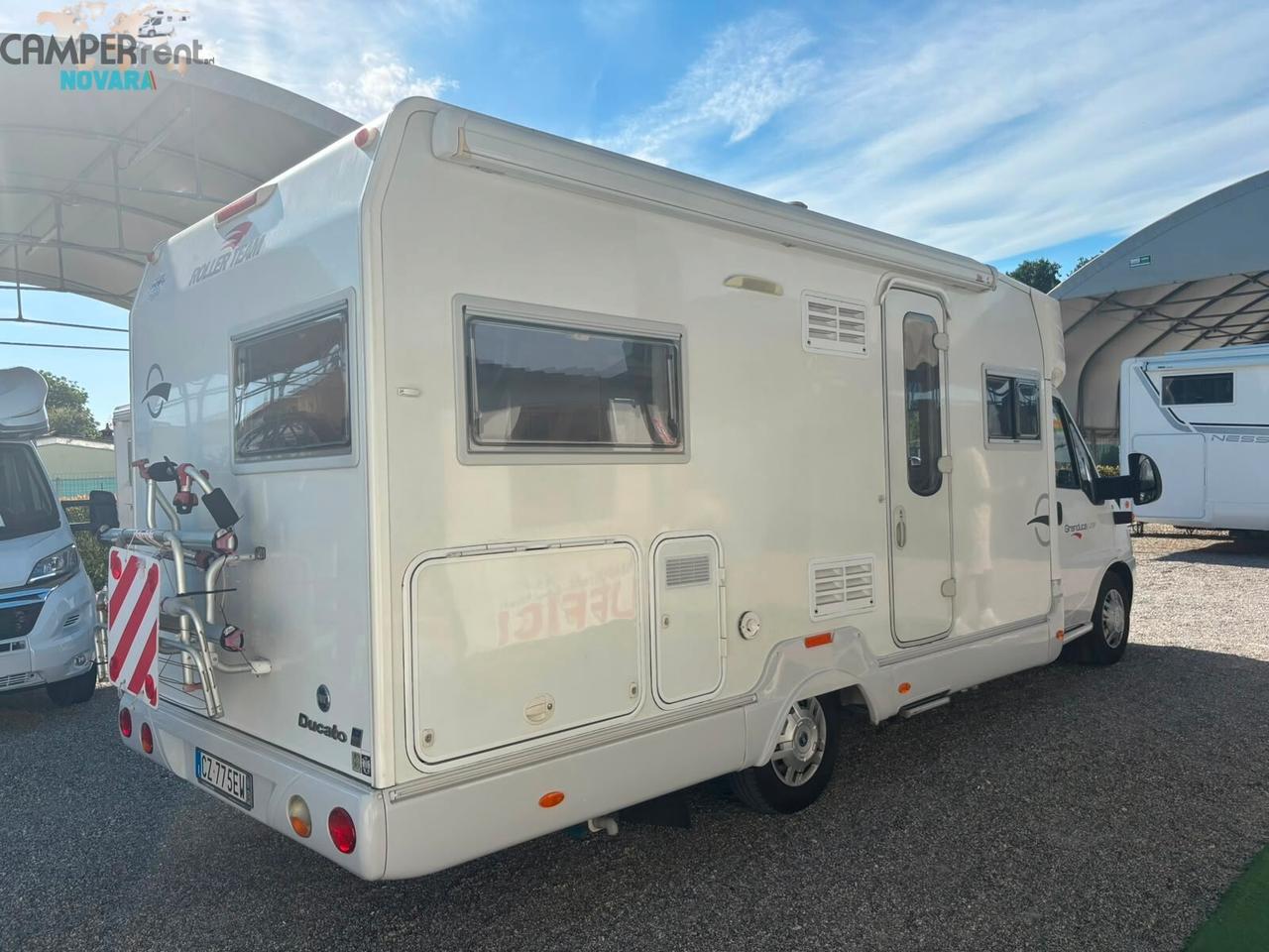 ROLLER TEAM GRANDUCA 255 P - SEMINTEGRALE CON LETTO ALLA FRANCESE ED AMPIO GARAGE (foro 92 x 61)