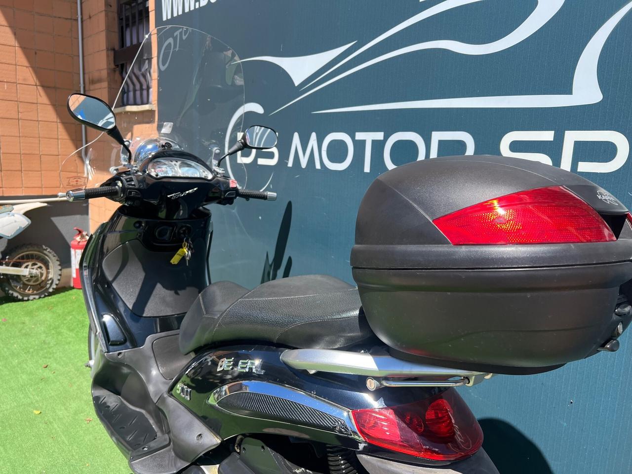 Piaggio Beverly 500