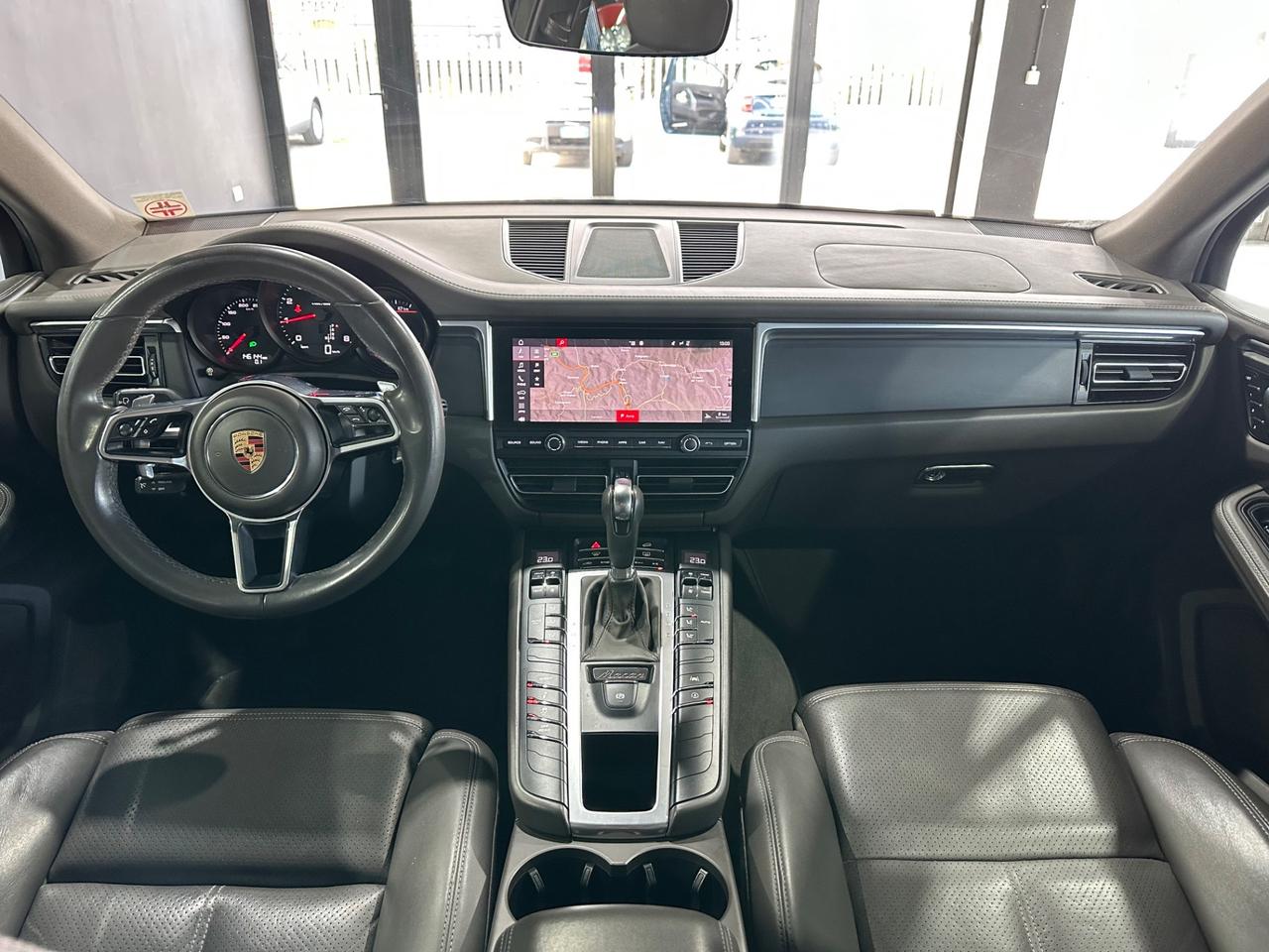 Porsche Macan 2.0 PASM