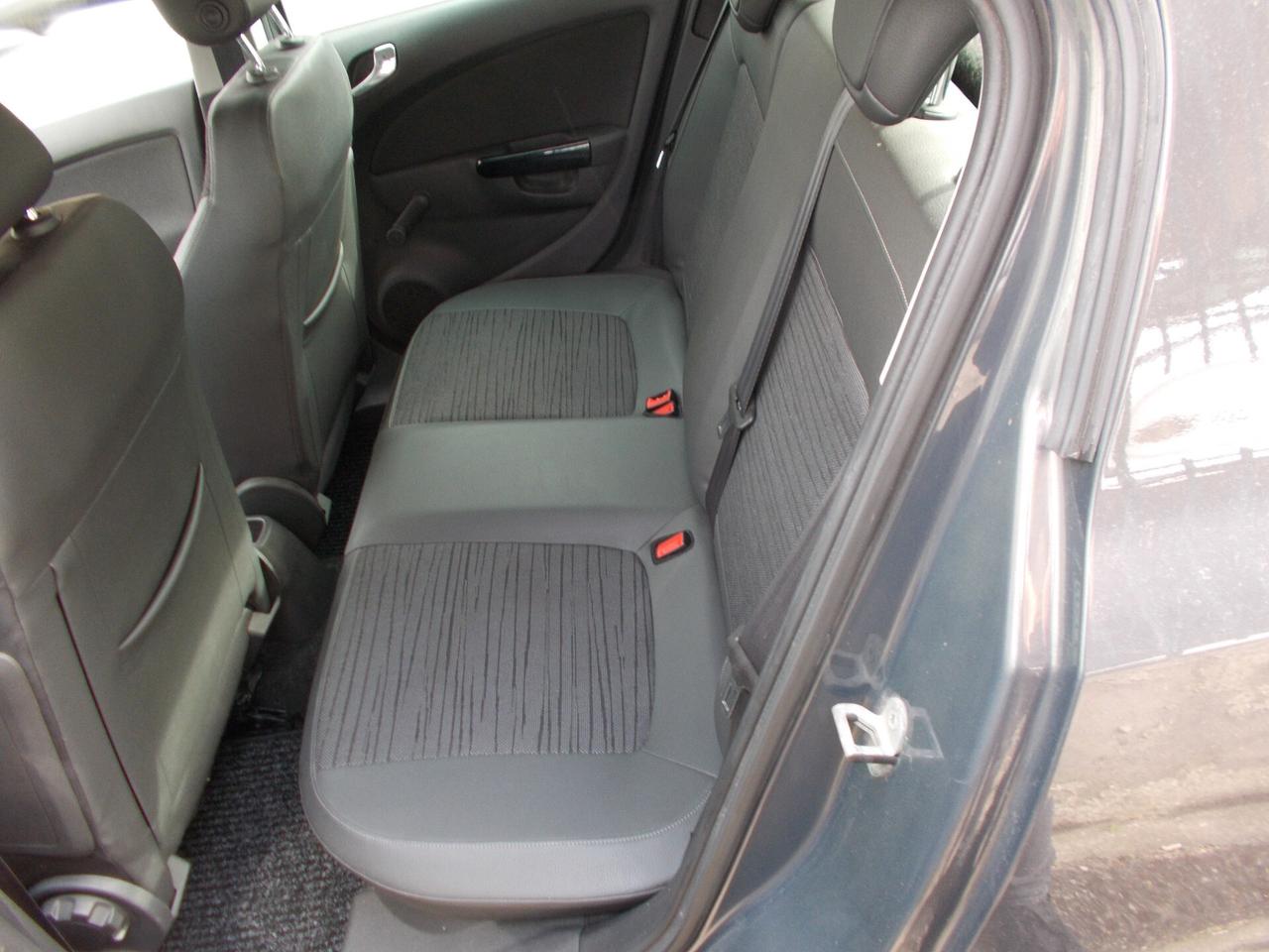 Opel Corsa 1.2 85CV 5 porte GPL-TECH Edition