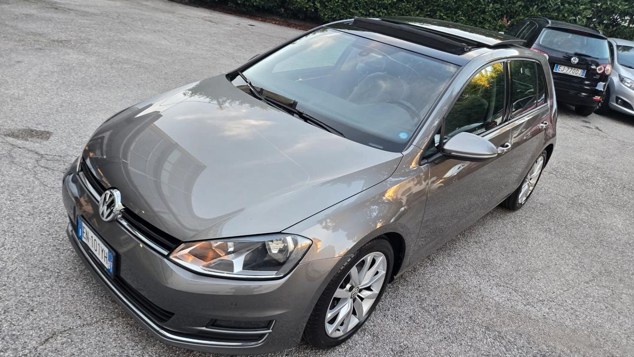 Volkswagen Golf 1.4 TSI 140 CV 5p. Highline BlueMotion Tettuccio
