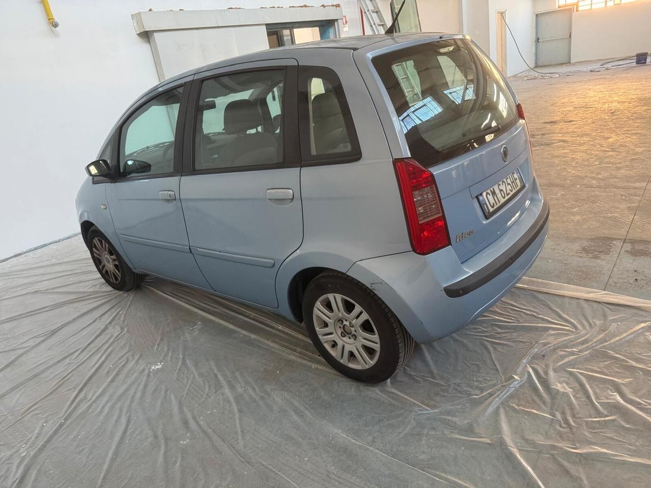 Fiat Idea 1.4 16V Emotion