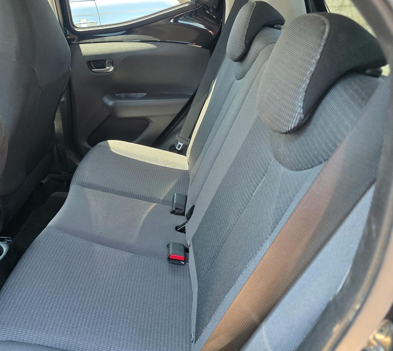 Toyota Aygo Connect 1.0 VVT-i 72 CV 5 porte x-fun MMT