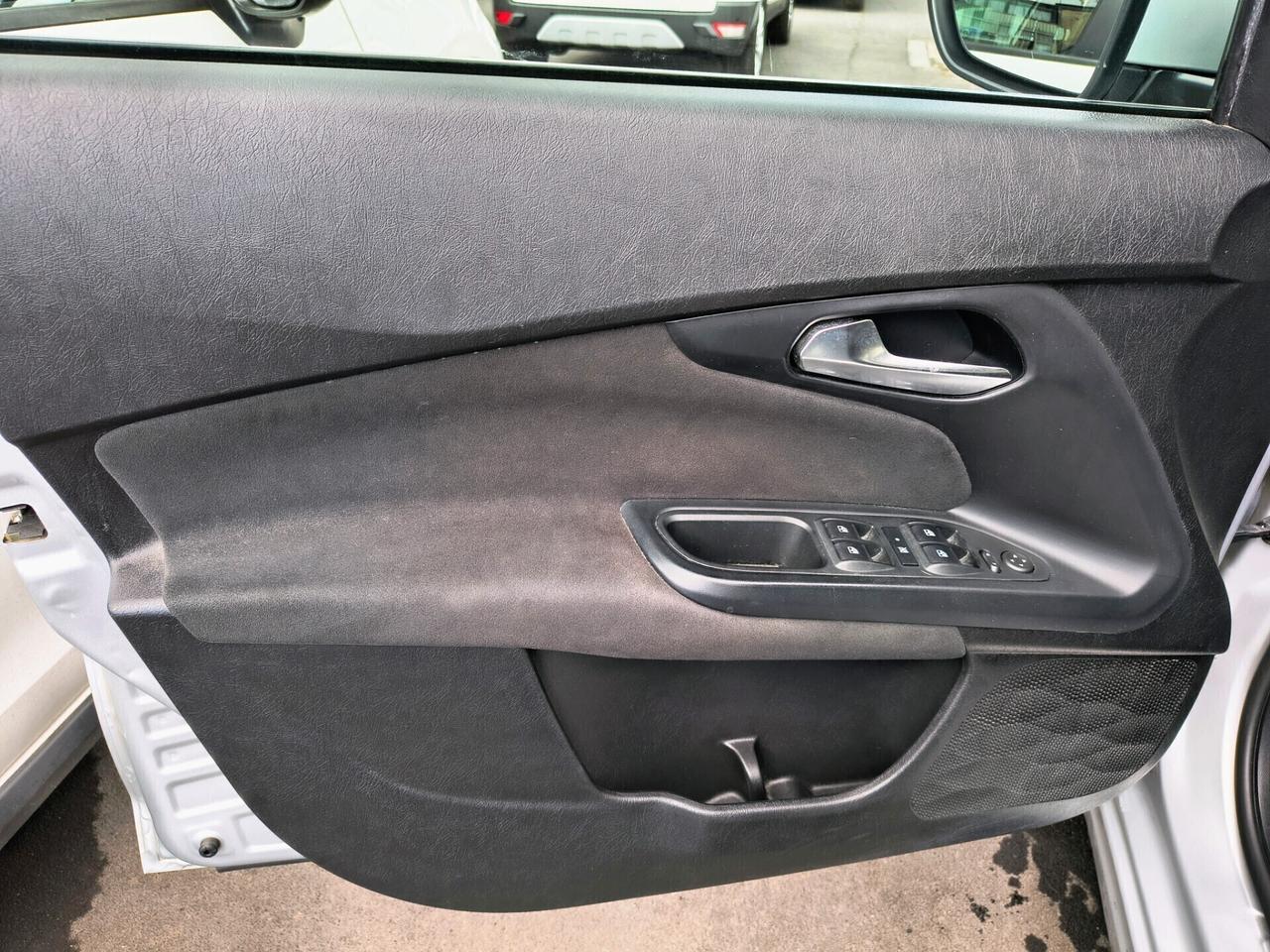 FIAT TIPO 1.6 DIESEL SOLO 115.000 KM LOUNGE 2019