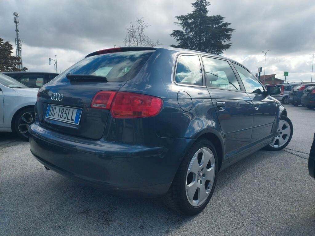 Audi A3 1.6 16V FSI Ambiente