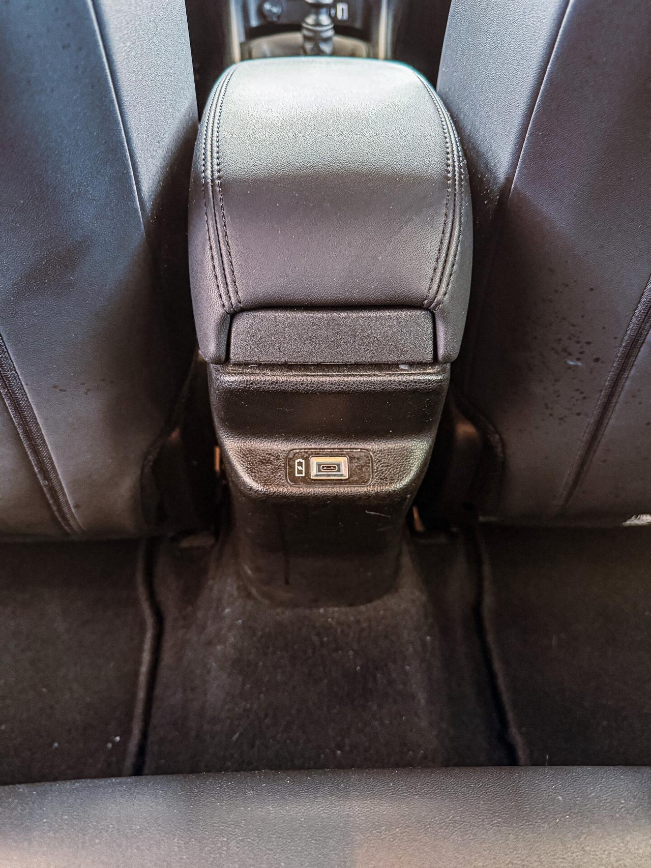 Jeep Avenger 1.2 Turbo 100 CV Altitude - solo 17000km!!!