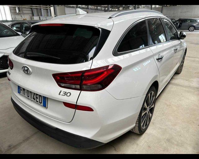 HYUNDAI i30 Wagon 1.6 CRDi 110CV DCT Comfort