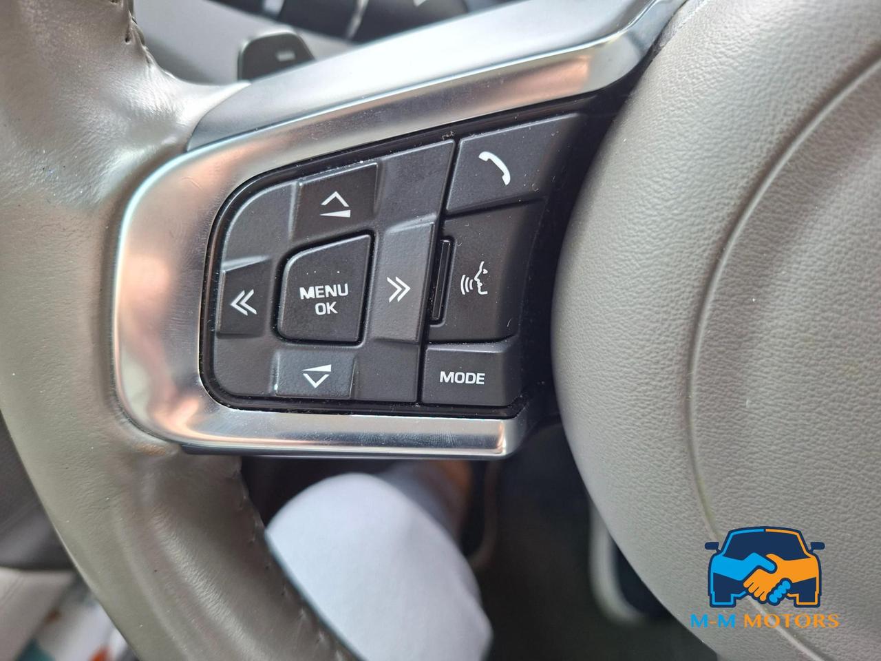 Jaguar XE Berlina XE 2.0d i4 Prestige Business edition 180cv auto my18