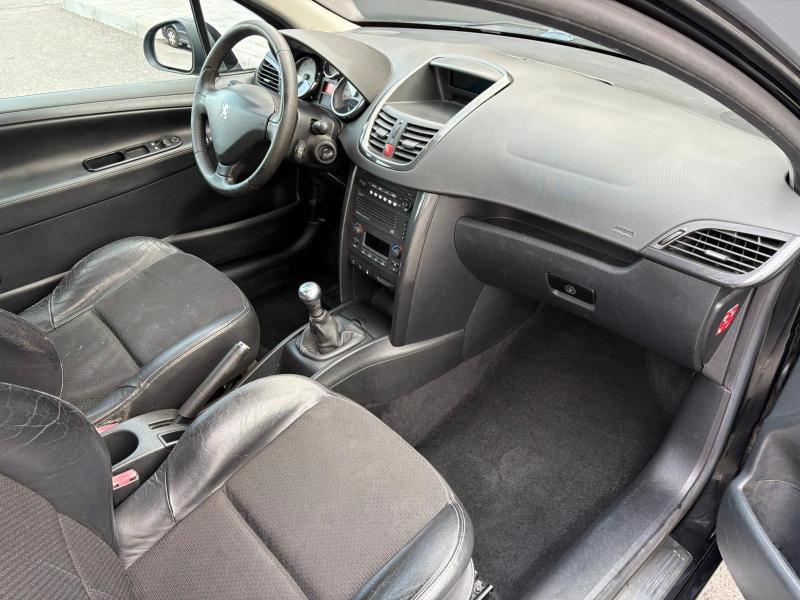 Peugeot 207 3 Porte 1.6 DIESEL 110 CV ADATTA NEOPATENTATI