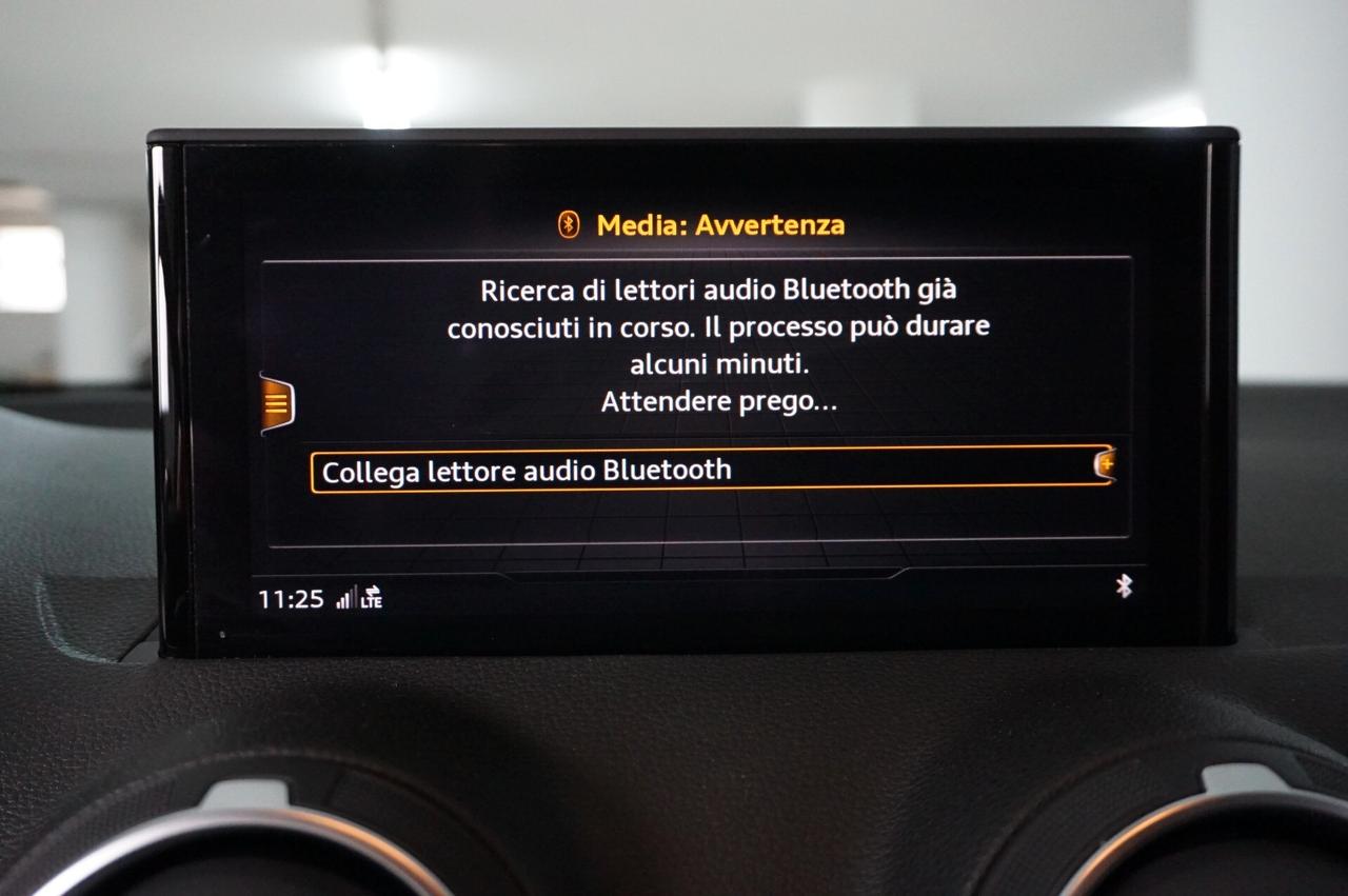 Audi Q2 35 TDI S tronic Business Advanced