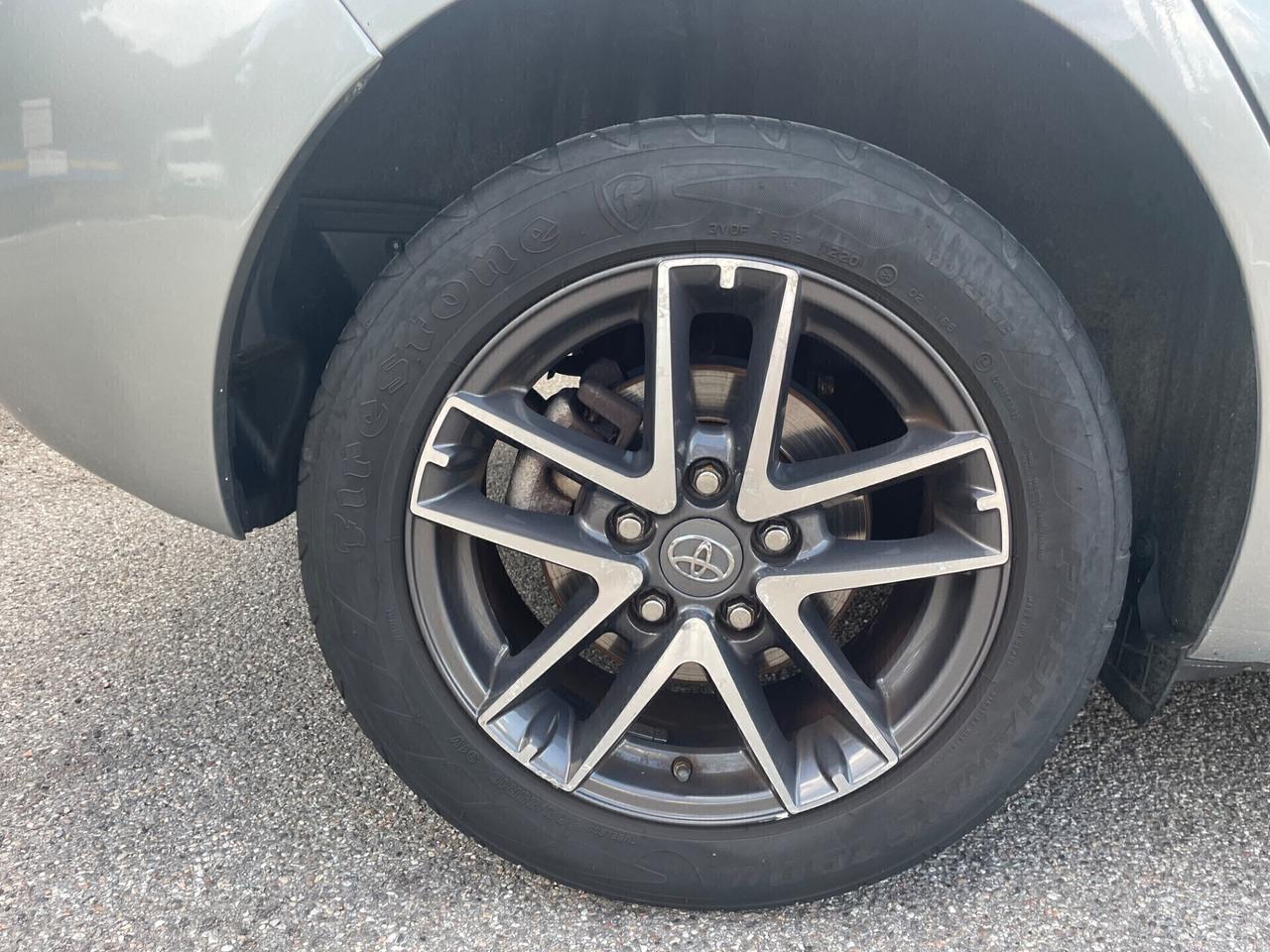 Toyota Auris 1.8 Hybrid*Neopatentati*Solo 105000km*