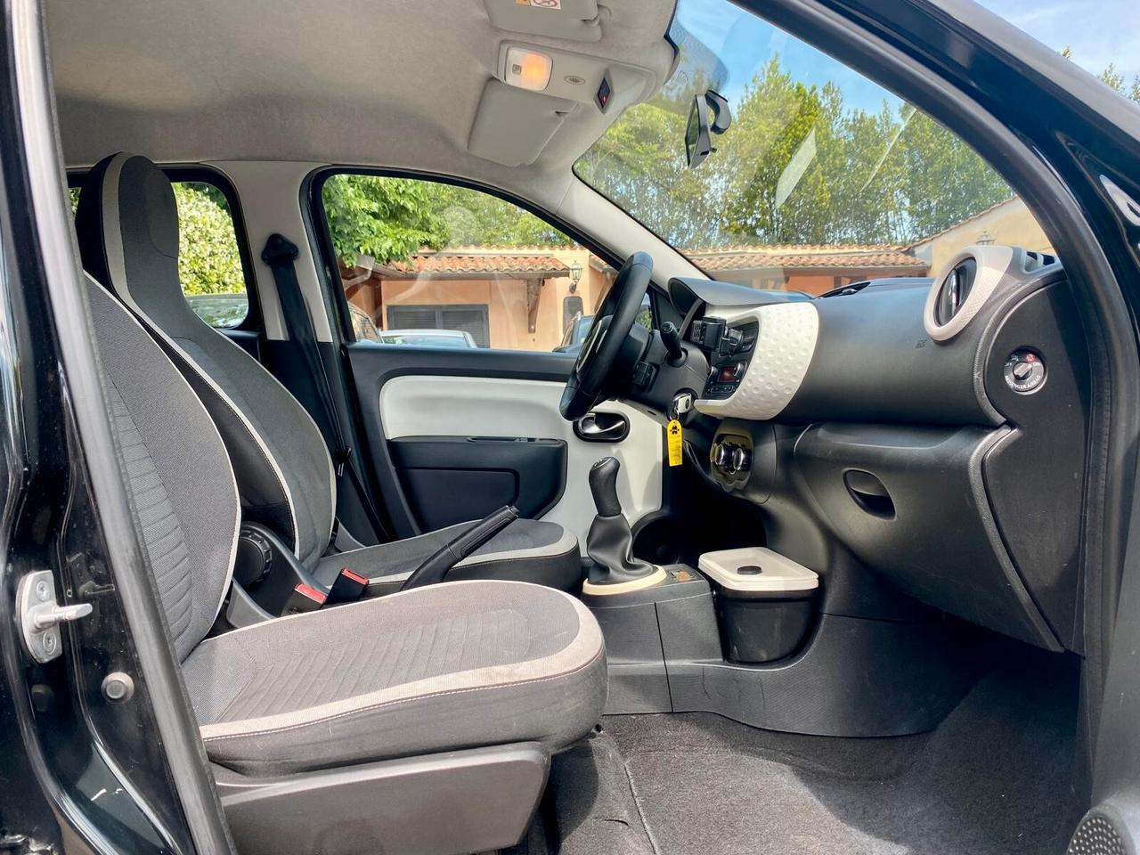 Renault Twingo - NEO PATENTATI -GARANZIA 12 MESI