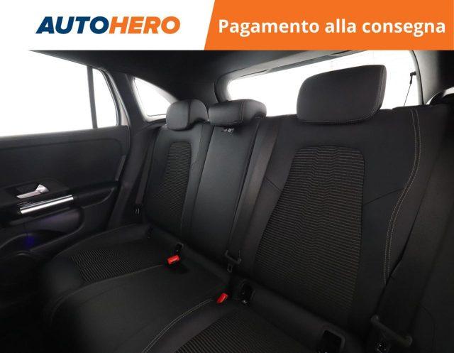 MERCEDES-BENZ GLA 200 d Automatic Sport
