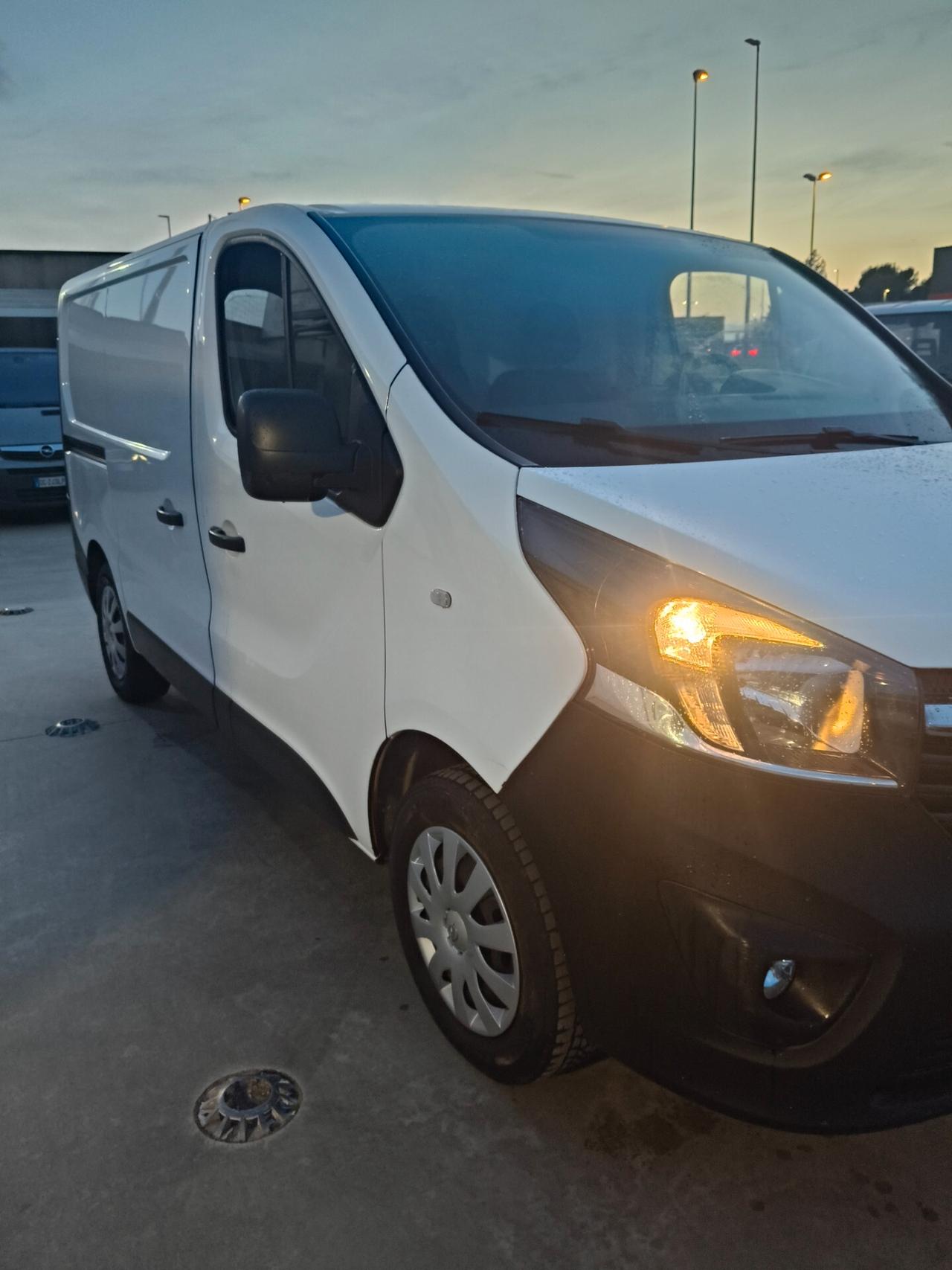Opel vivaro